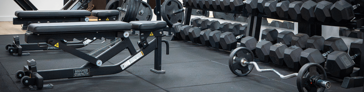 Fitnessruimte inrichten: tips voor een opgeruimde trainingsruimte