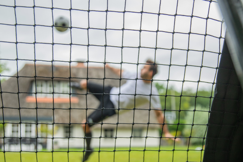 Wat is een voetbal rebounder en hoe gebruik je hem?