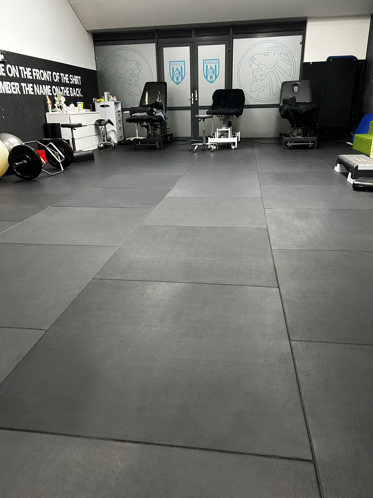 Flow Fitness Rubberen Tegel - 100 x 100 x 2 cm - Tweedekans