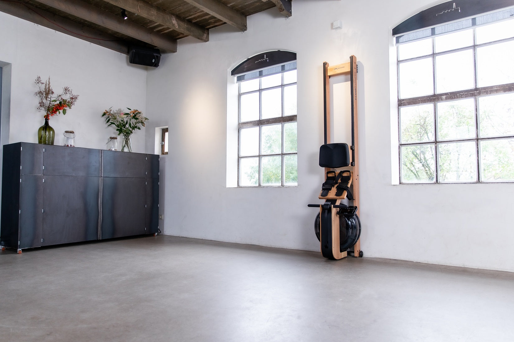 Flow Fitness Perform W9i Oak Roeitrainer - Showroommodel