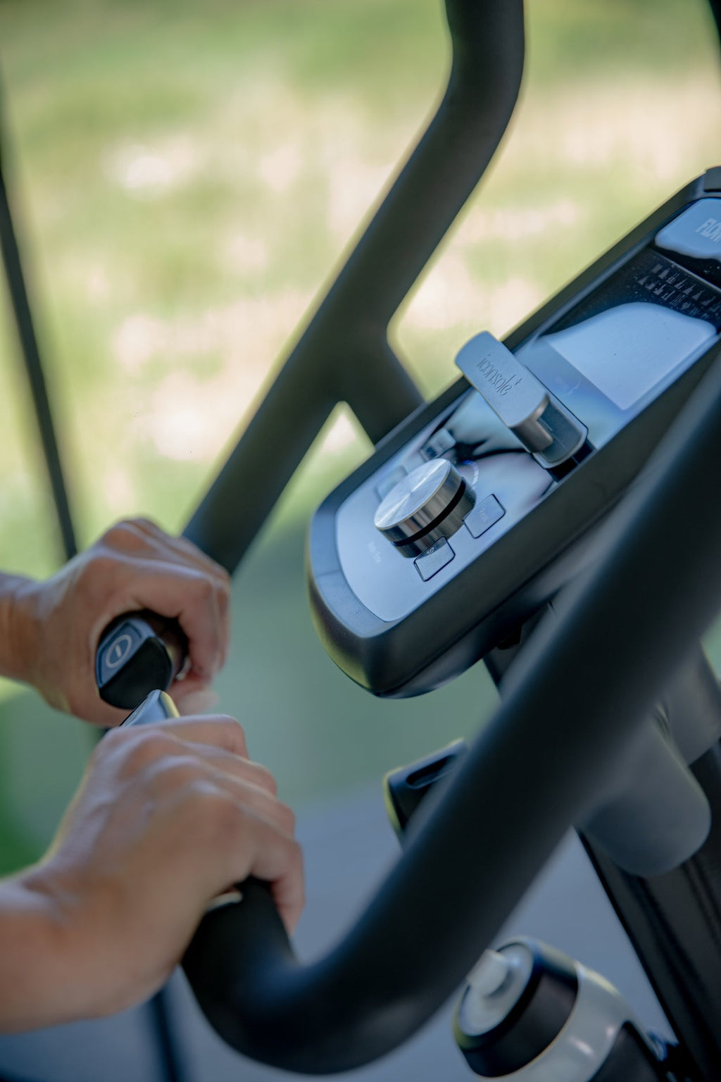 Flow Fitness Perform B3i Hometrainer - Tweedekans