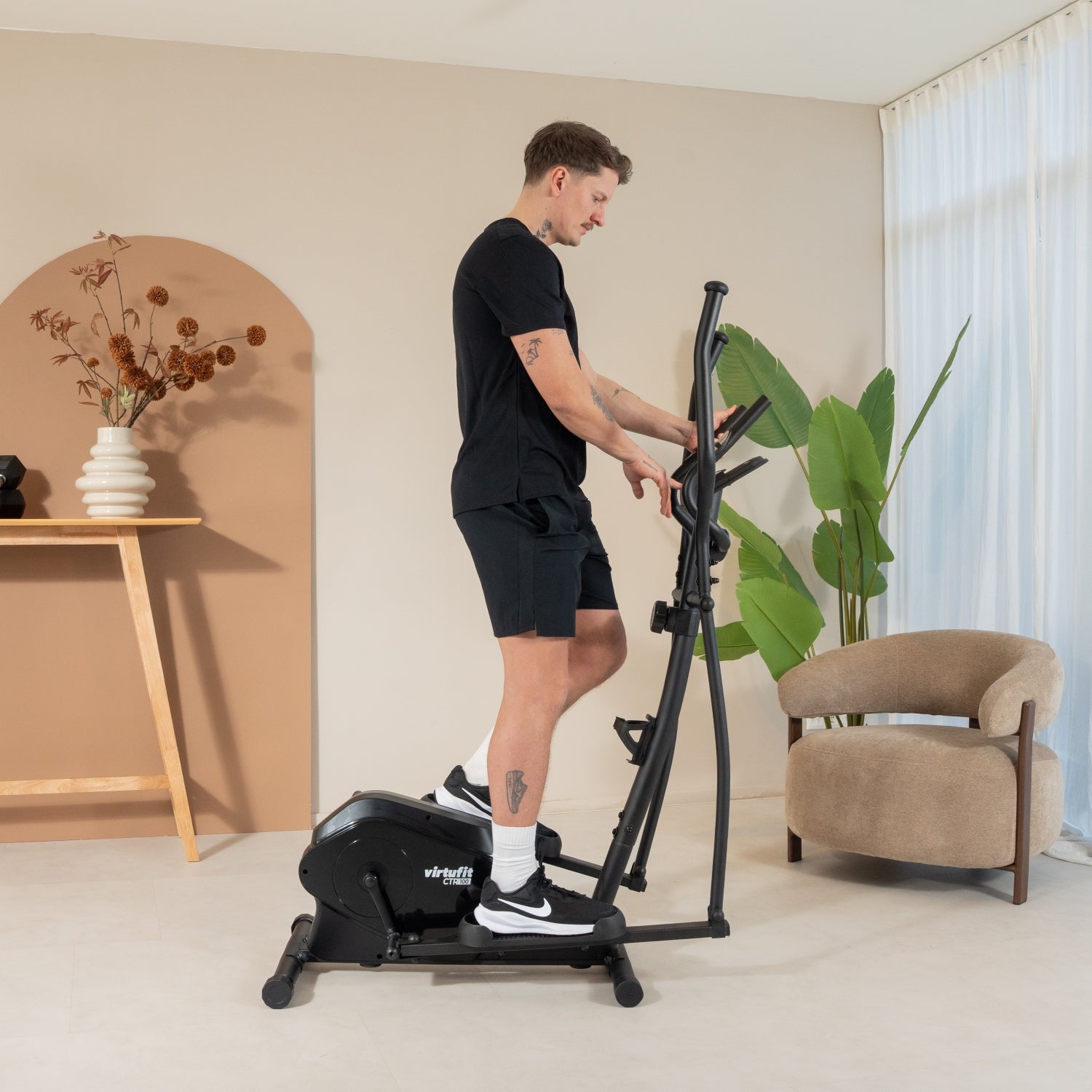 VirtuFit CTR100 Crosstrainer met Tablethouder - 2026 model (CTR 1.0)