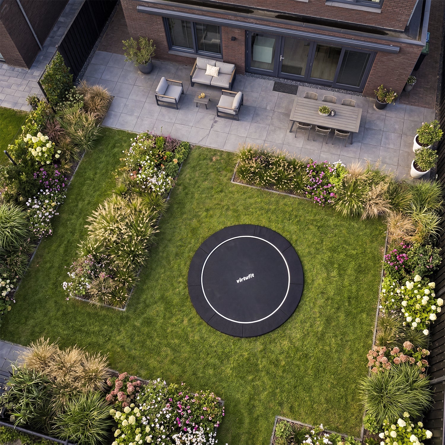 VirtuFit Flatground Trampoline 251 cm