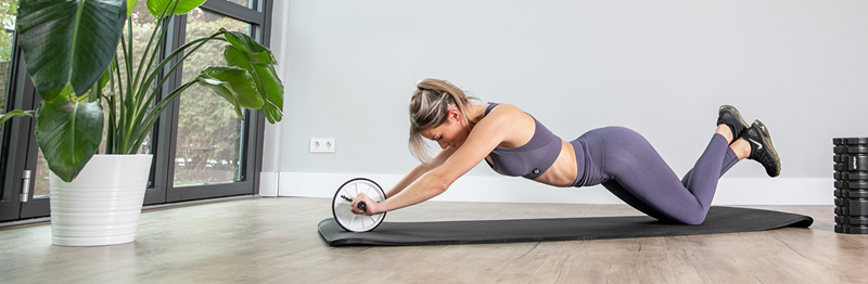 7 oefeningen om thuis fit te worden