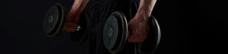 Top 10 dumbbell oefeningen voor een ijzersterk bovenlichaam