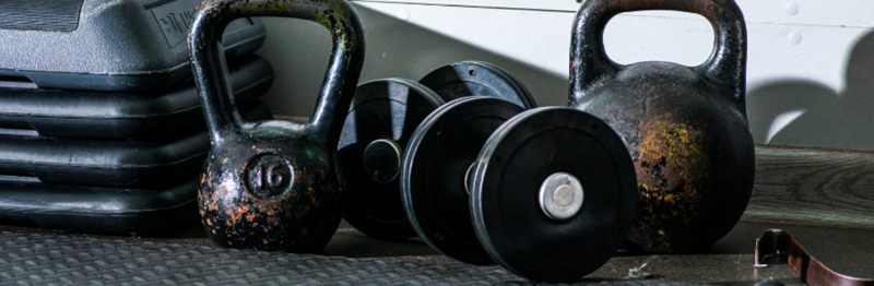 Dumbbell oefeningen voor thuis: jouw gids voor een effectieve workout
