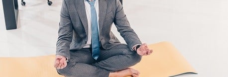Op Werk ontspannen met Yoga op Kantoor