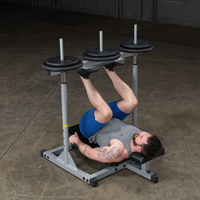 Vertical outlet leg press