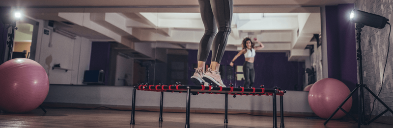 Zo draagt trampolinespringen bij aan je goede voornemens om meer te sporten